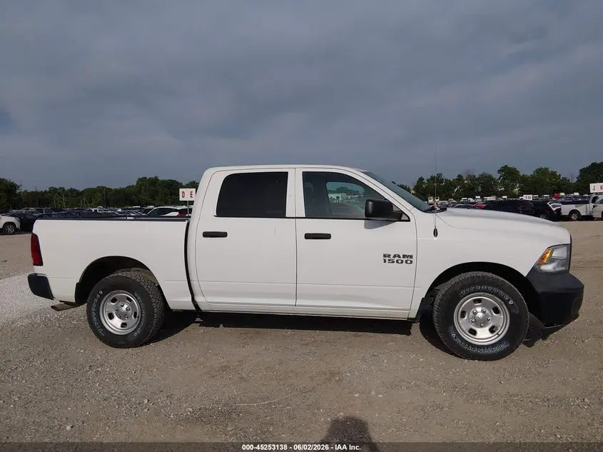 2017 RAM 1500 TRADESMAN  4X2 5'7 BOX