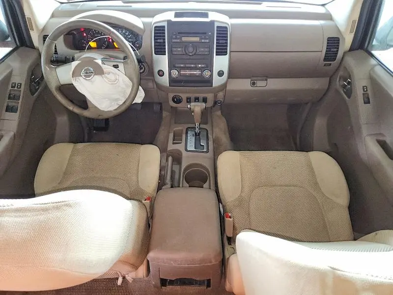 2010 NISSAN FRONTIER SE V6  