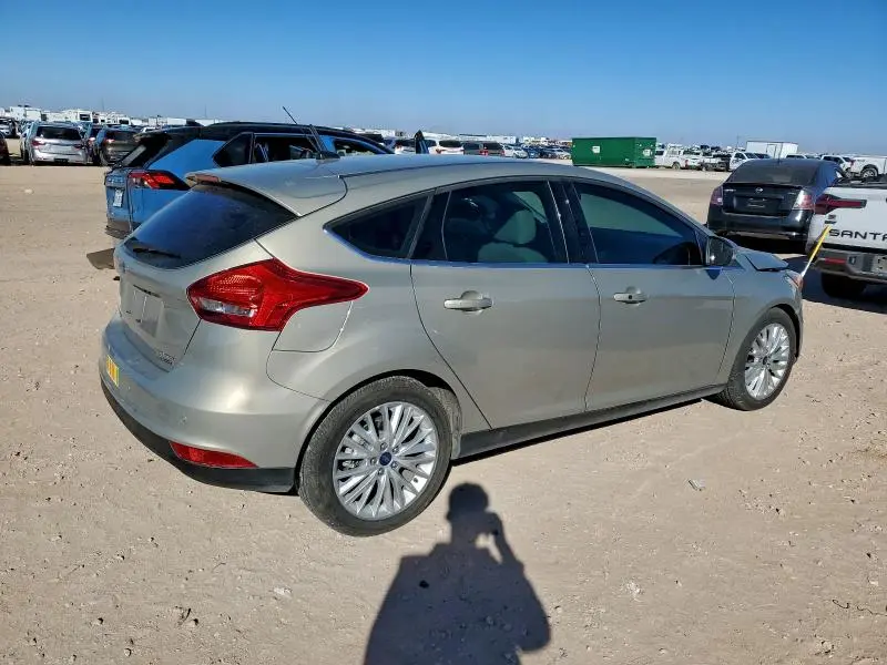 2015 FORD FOCUS TITANIUM  