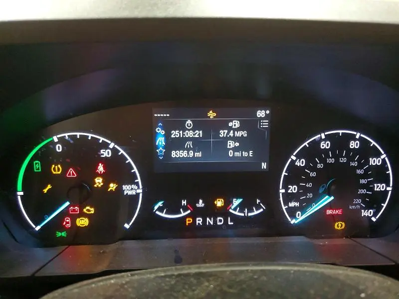 2024 FORD MAVERICK XLT  