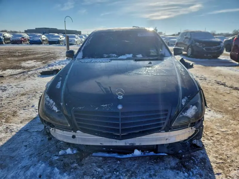 2011 MERCEDES-BENZ S 550  