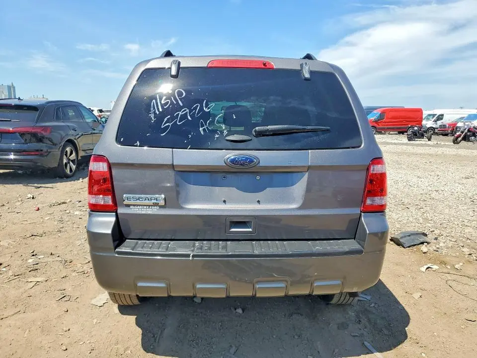 2012 FORD ESCAPE XLT  