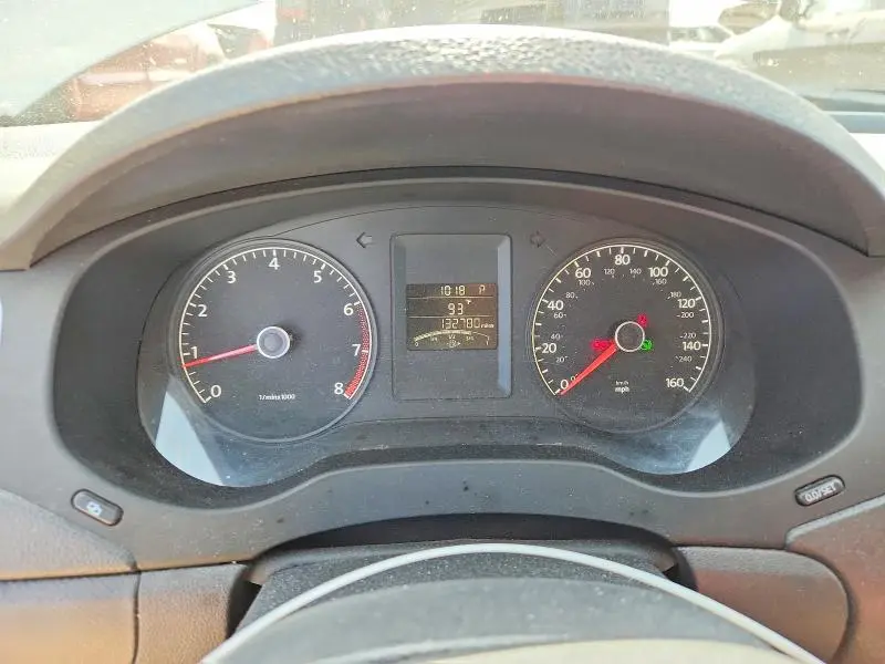 2011 VOLKSWAGEN JETTA SE  