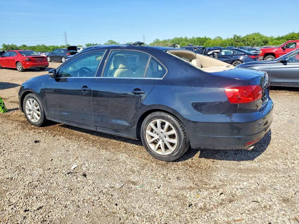 2014 VOLKSWAGEN JETTA SE  