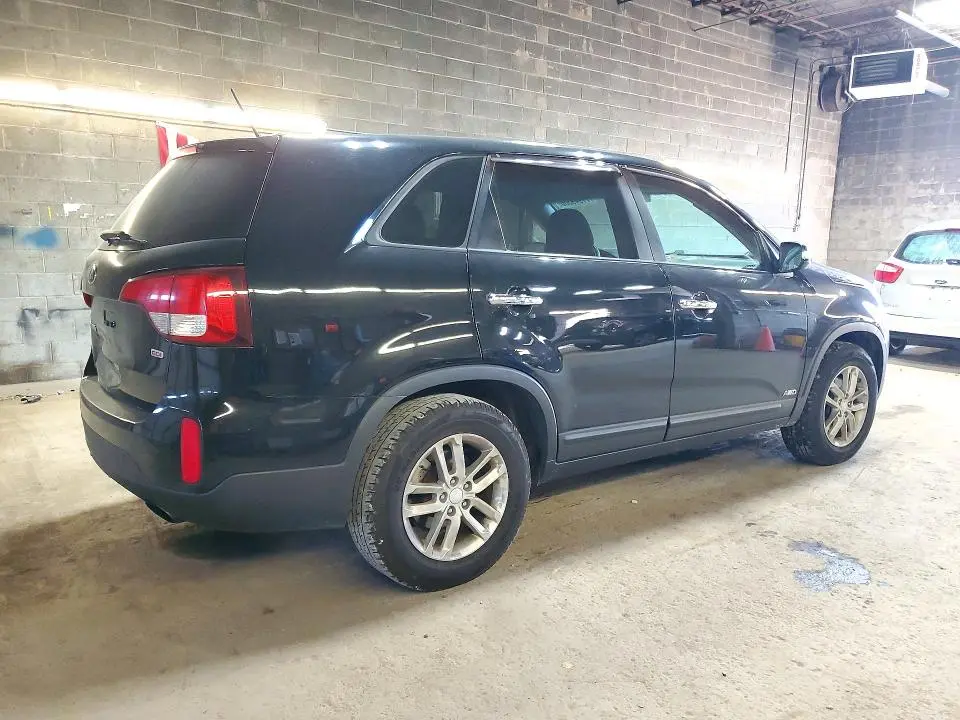 2014 KIA SORENTO LX  