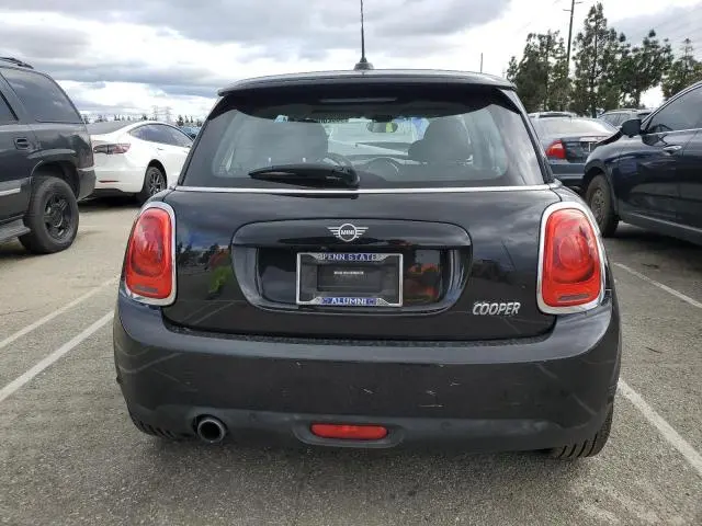 2019 MINI COOPER 
