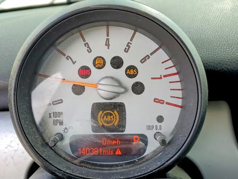 2012 MINI COOPER   