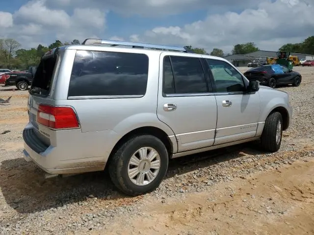2011 LINCOLN NAVIGATOR   