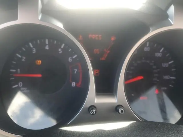 2013 NISSAN JUKE S  