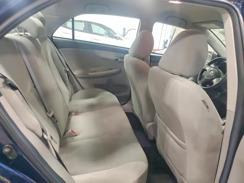 2011 TOYOTA COROLLA LE  
