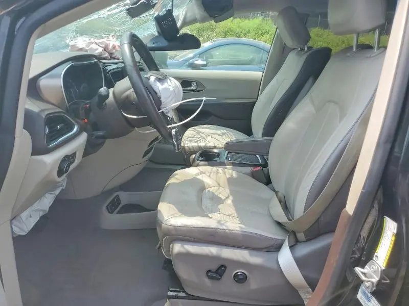 2017 CHRYSLER PACIFICA TOURING L PLUS  