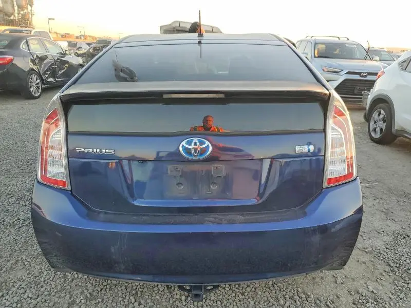 2015 TOYOTA PRIUS   
