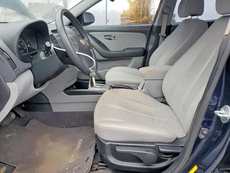 2010 HYUNDAI ELANTRA BLUE  