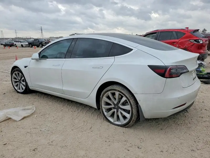 2018 TESLA MODEL 3   
