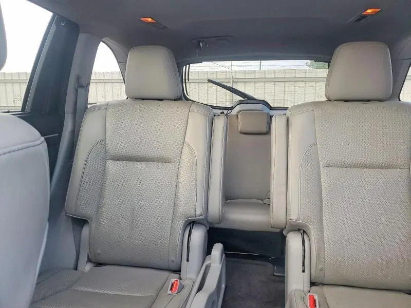 2016 TOYOTA HIGHLANDER LIMITED PLATINUM  