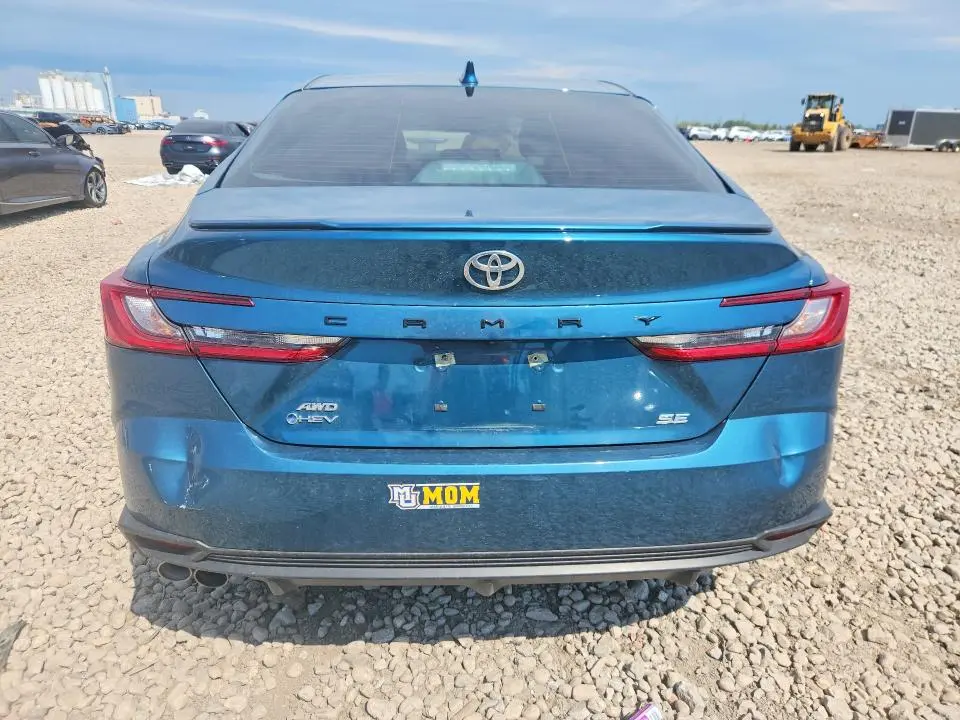 2026 TOYOTA CAMRY SE  