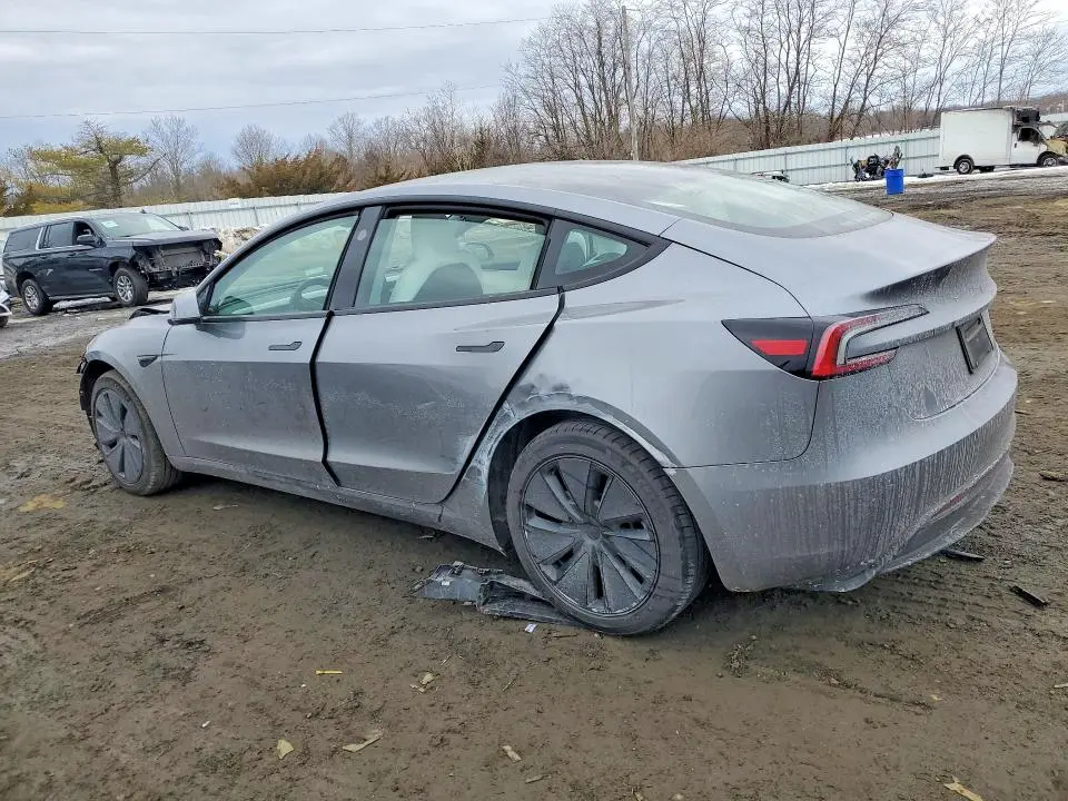 2024 TESLA MODEL 3   