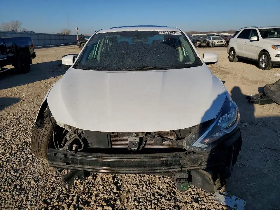2019 NISSAN SENTRA SV  