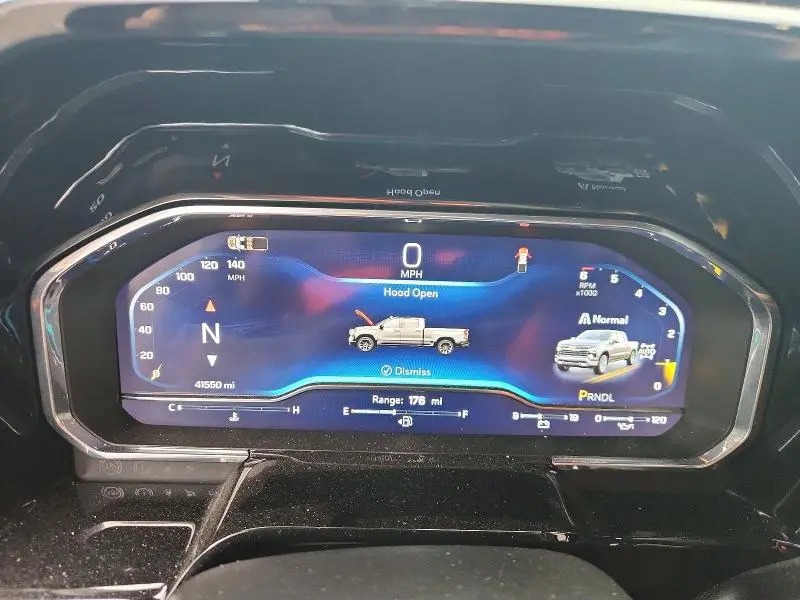 2025 CHEVROLET SILVERADO K1500 LT  