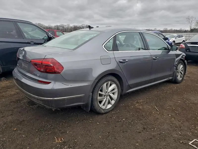2018 VOLKSWAGEN PASSAT SE  