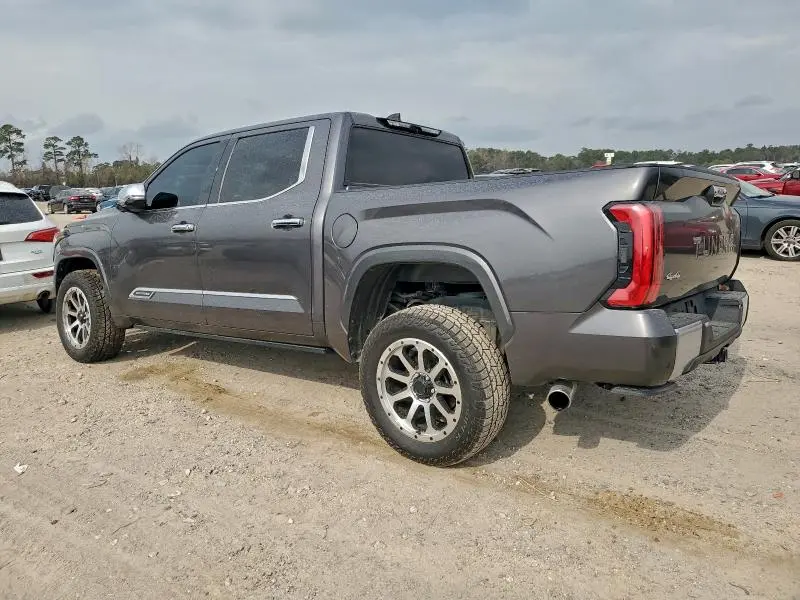 2023 TOYOTA TUNDRA CREWMAX CAPSTONE  