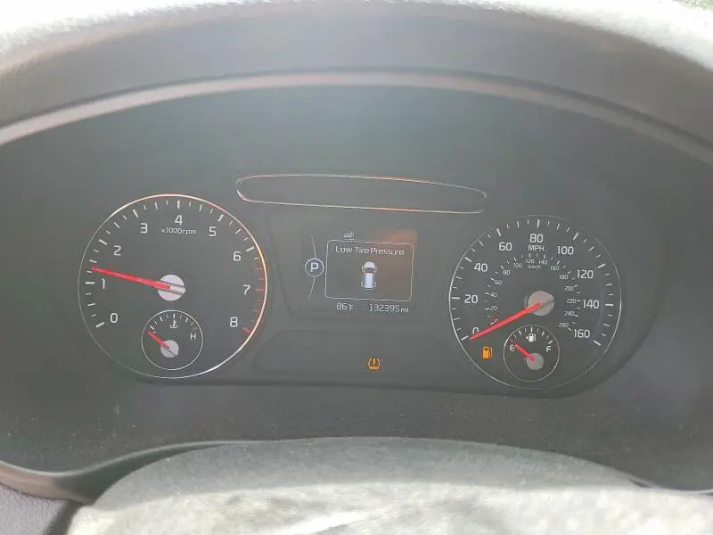 2017 KIA SORENTO LX V6  