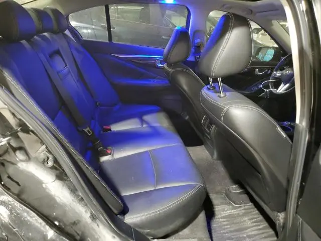 2018 INFINITI Q50 LUXE