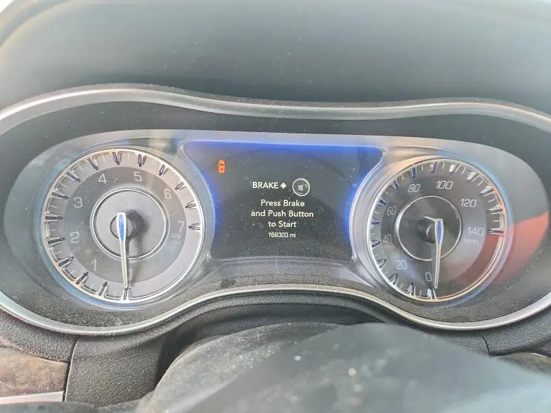 2016 CHRYSLER 300C   