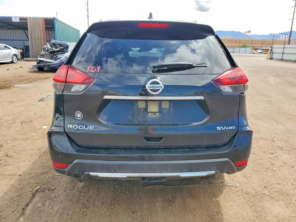2020 NISSAN ROGUE SV  
