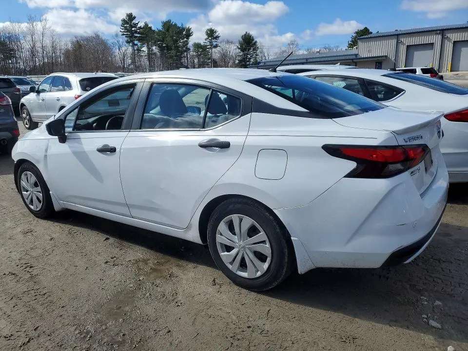 2020 NISSAN VERSA S  