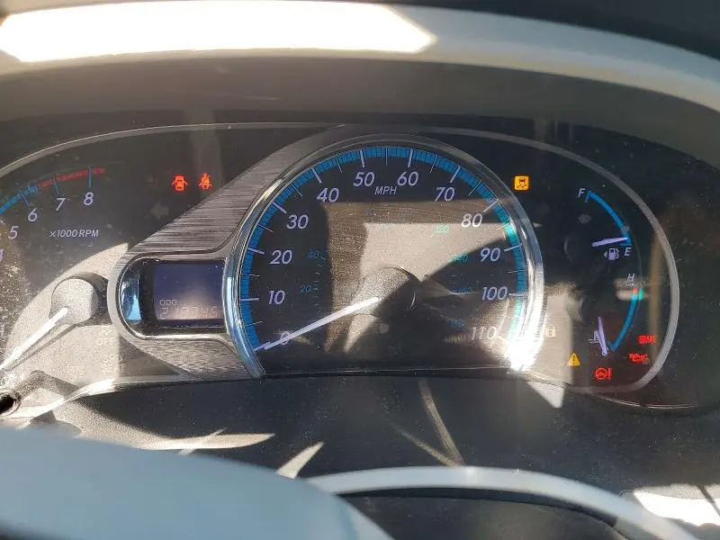 2011 TOYOTA SIENNA XLE 7-PASSENGER  