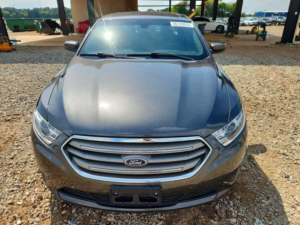 2018 FORD TAURUS SEL  