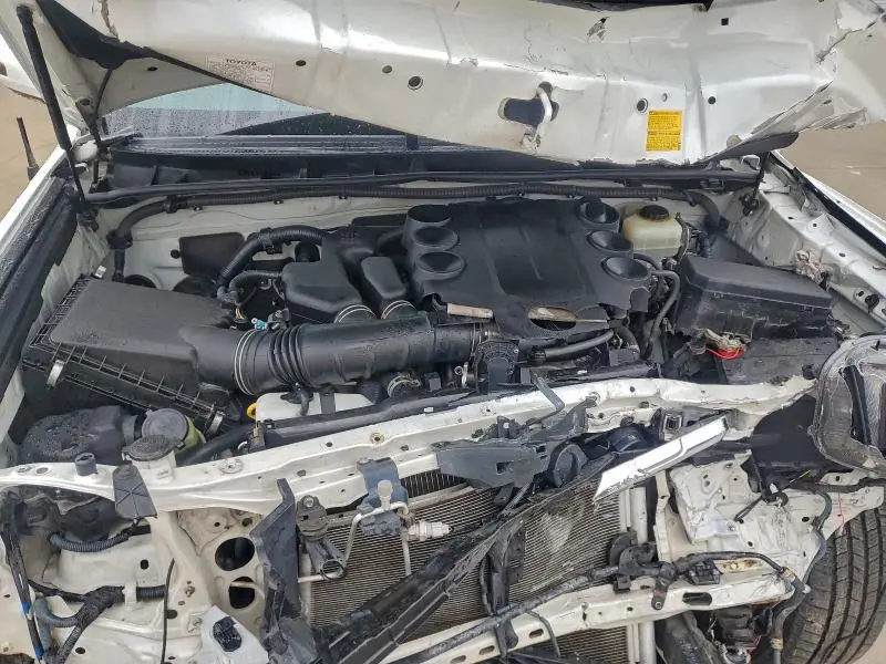 2013 TOYOTA 4RUNNER SR5  