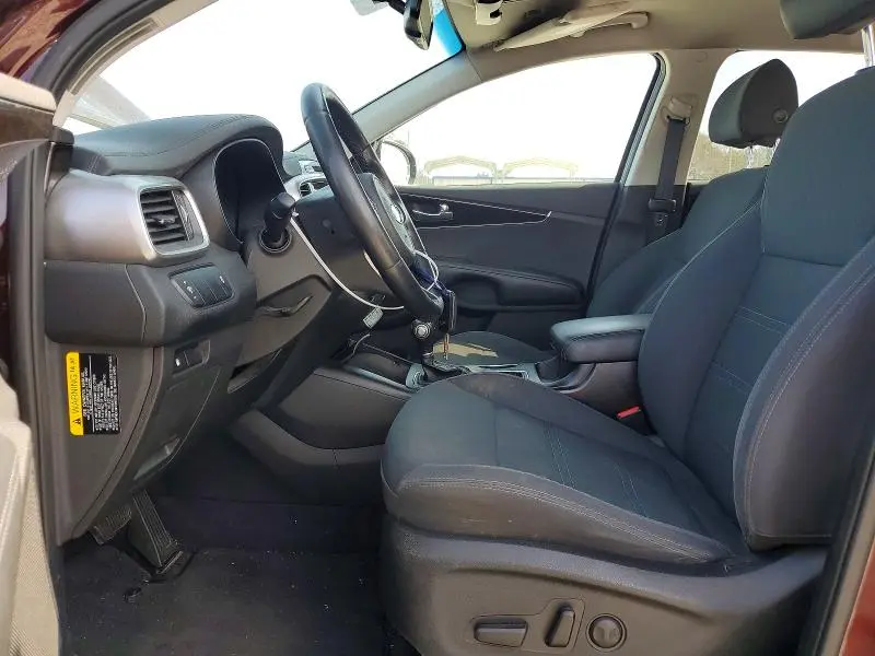 2018 KIA SORENTO LX  