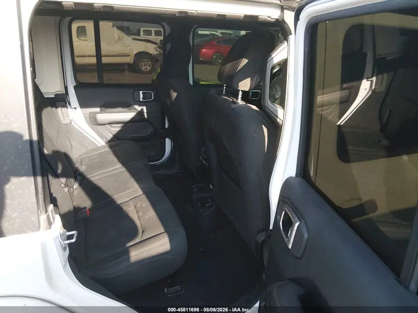 2019 JEEP WRANGLER UNLIMITED SAHARA 4X4