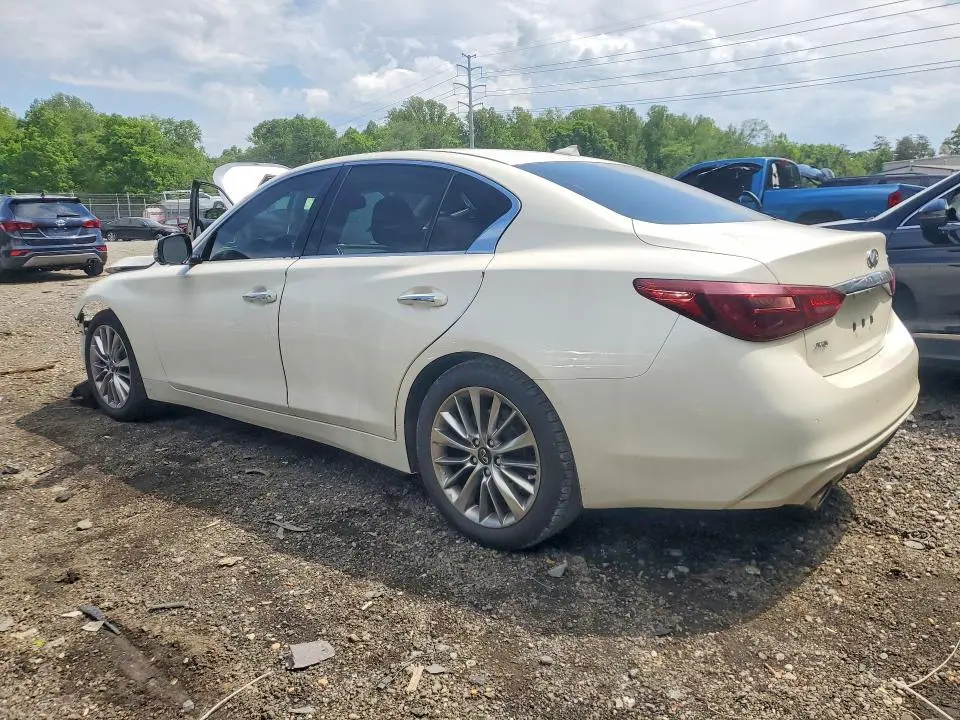 2021 INFINITI Q50 LUXE  