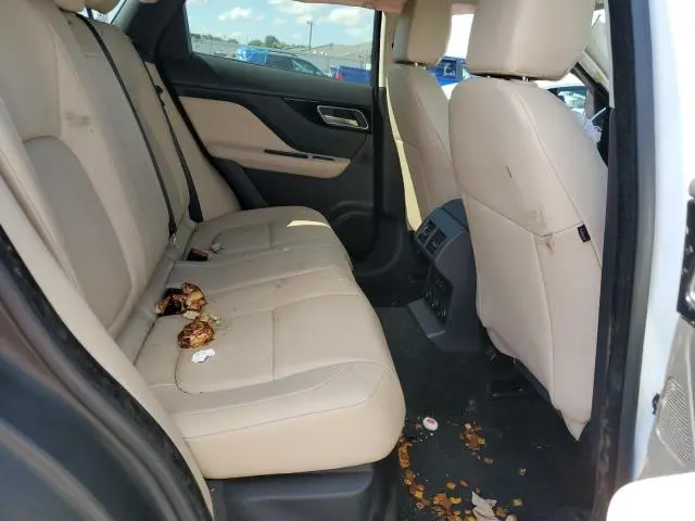 2018 JAGUAR F-PACE PREMIUM  