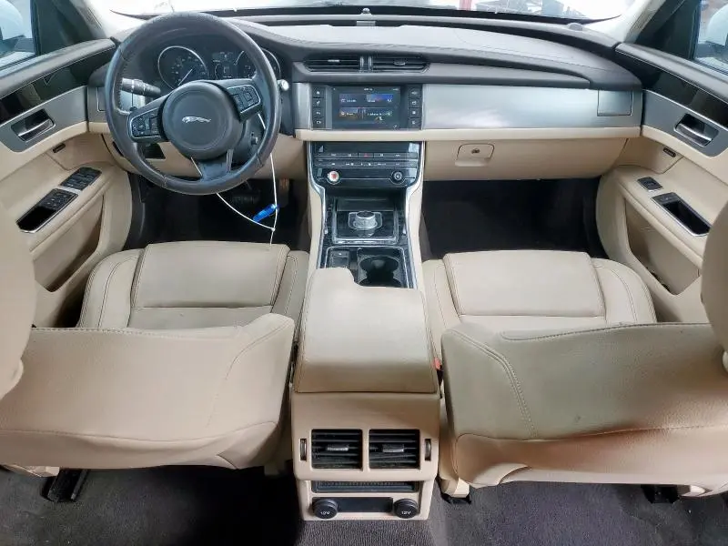 2016 JAGUAR XF PREMIUM  