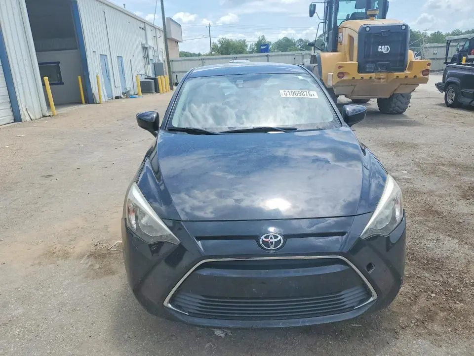 2018 TOYOTA YARIS IA BASE  