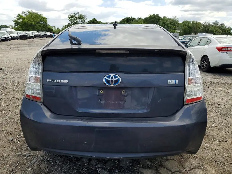 2011 TOYOTA PRIUS TWO  
