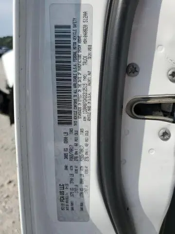 2016 RAM 1500 ST  