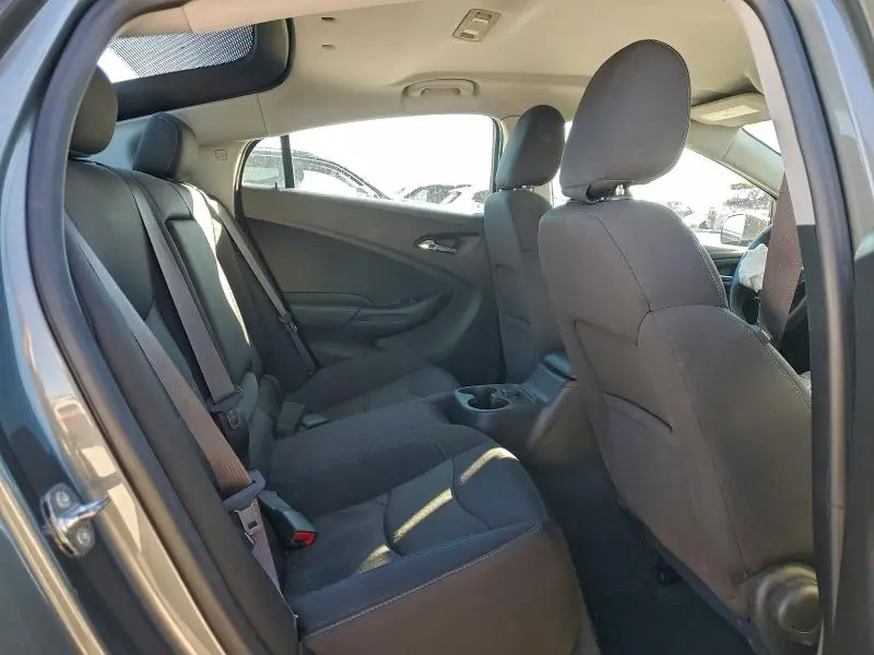 2017 CHEVROLET VOLT LT  