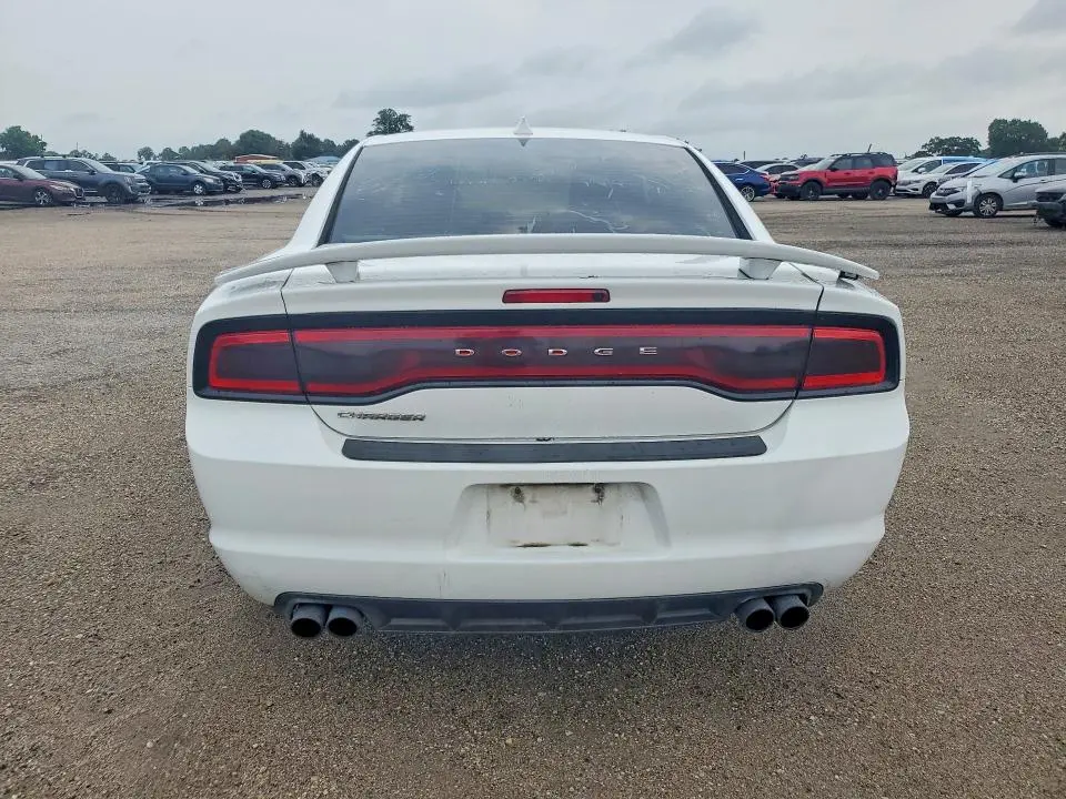 2014 DODGE CHARGER SE  