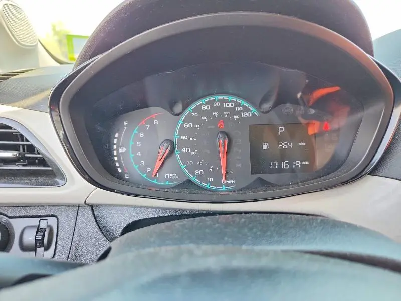 2017 CHEVROLET SPARK 1LT  
