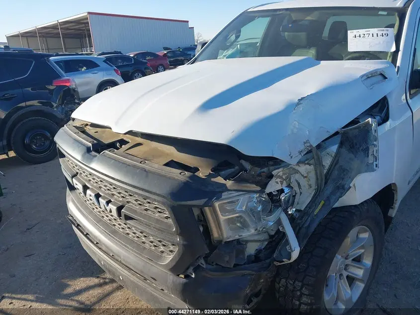 2020 RAM 1500 TRADESMAN  4X4 5'7 BOX