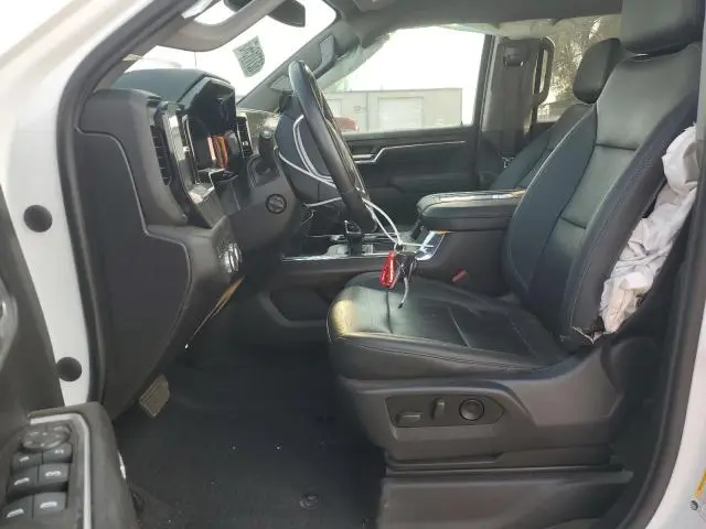 2022 GMC SIERRA K1500 SLT  