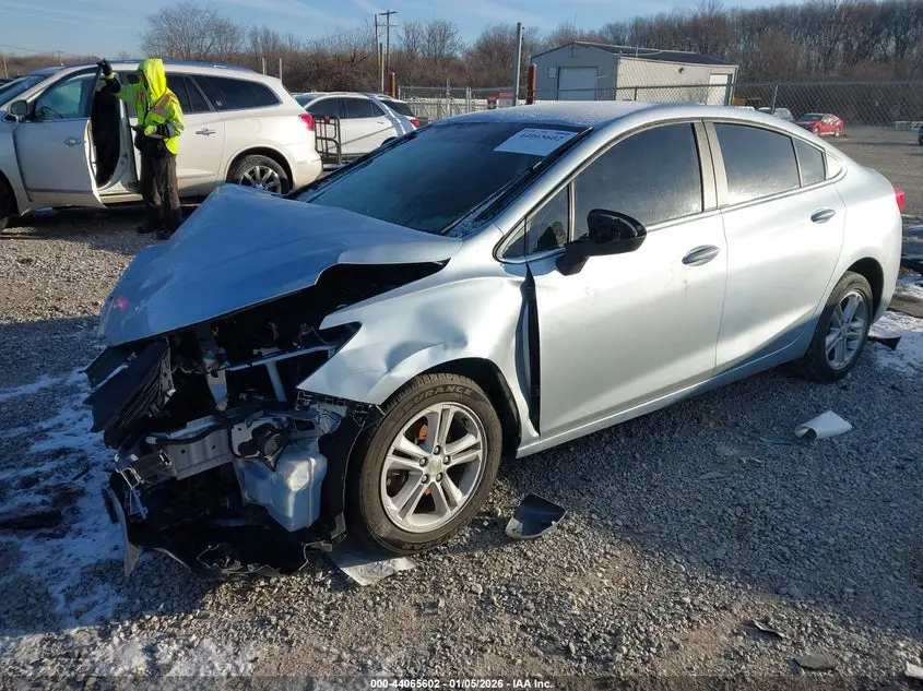 2017 CHEVROLET CRUZE LT AUTO