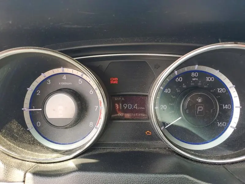2011 HYUNDAI SONATA GLS  