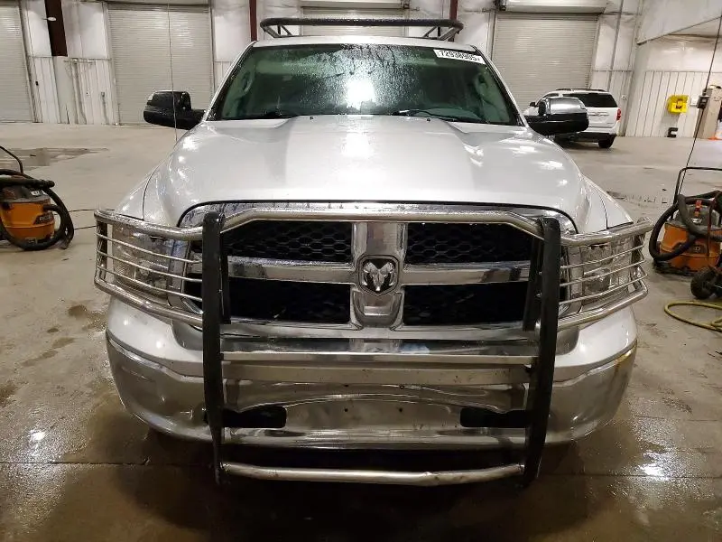 2014 RAM 1500 SLT  