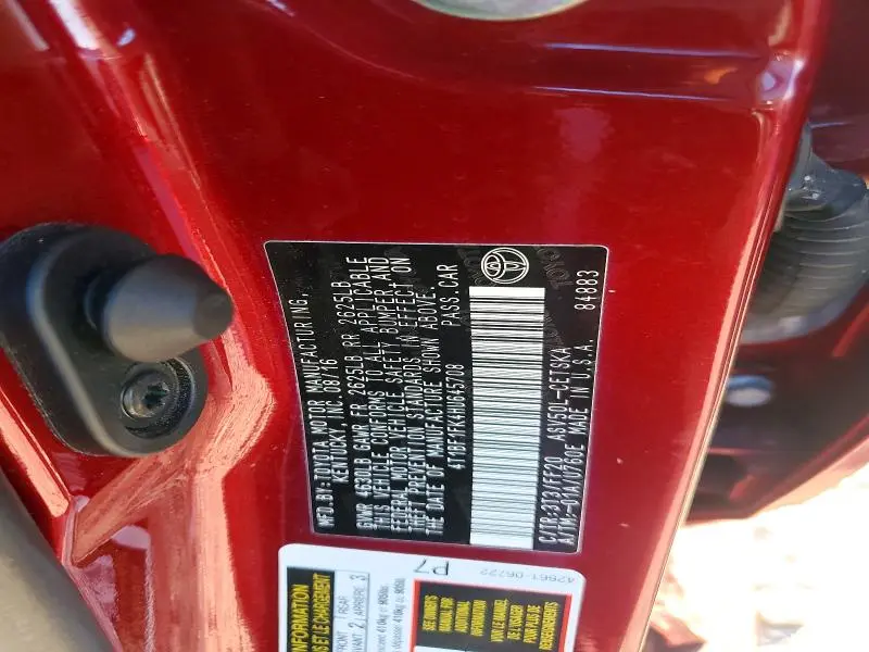 2017 TOYOTA CAMRY SE  